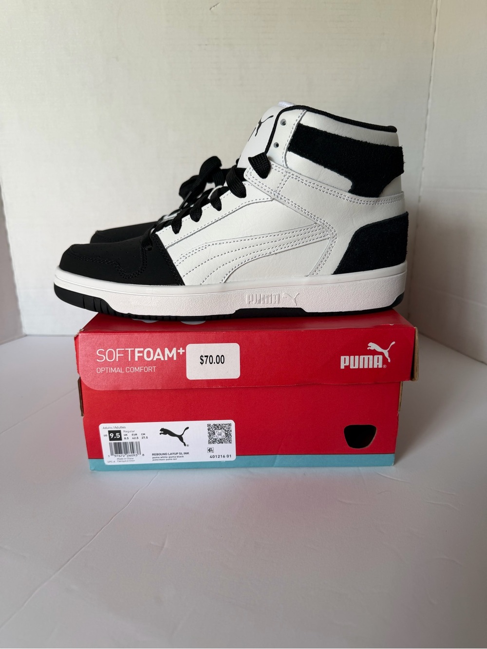 Puma High Top Athletic Shoes White and Black